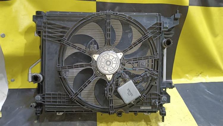 Радиатор основной Ниссан Нот в Севастополе 105188